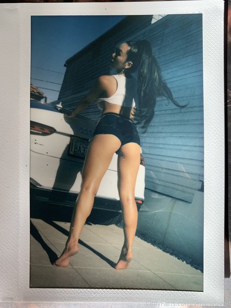 Victoria Nguyen star top pictures