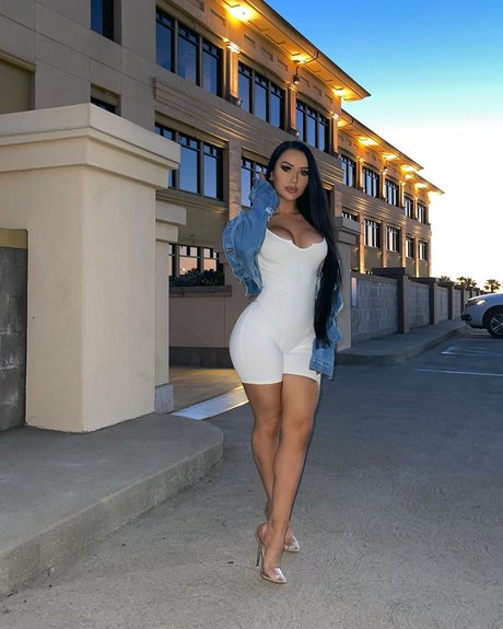 Rachel Keren_ star naked image