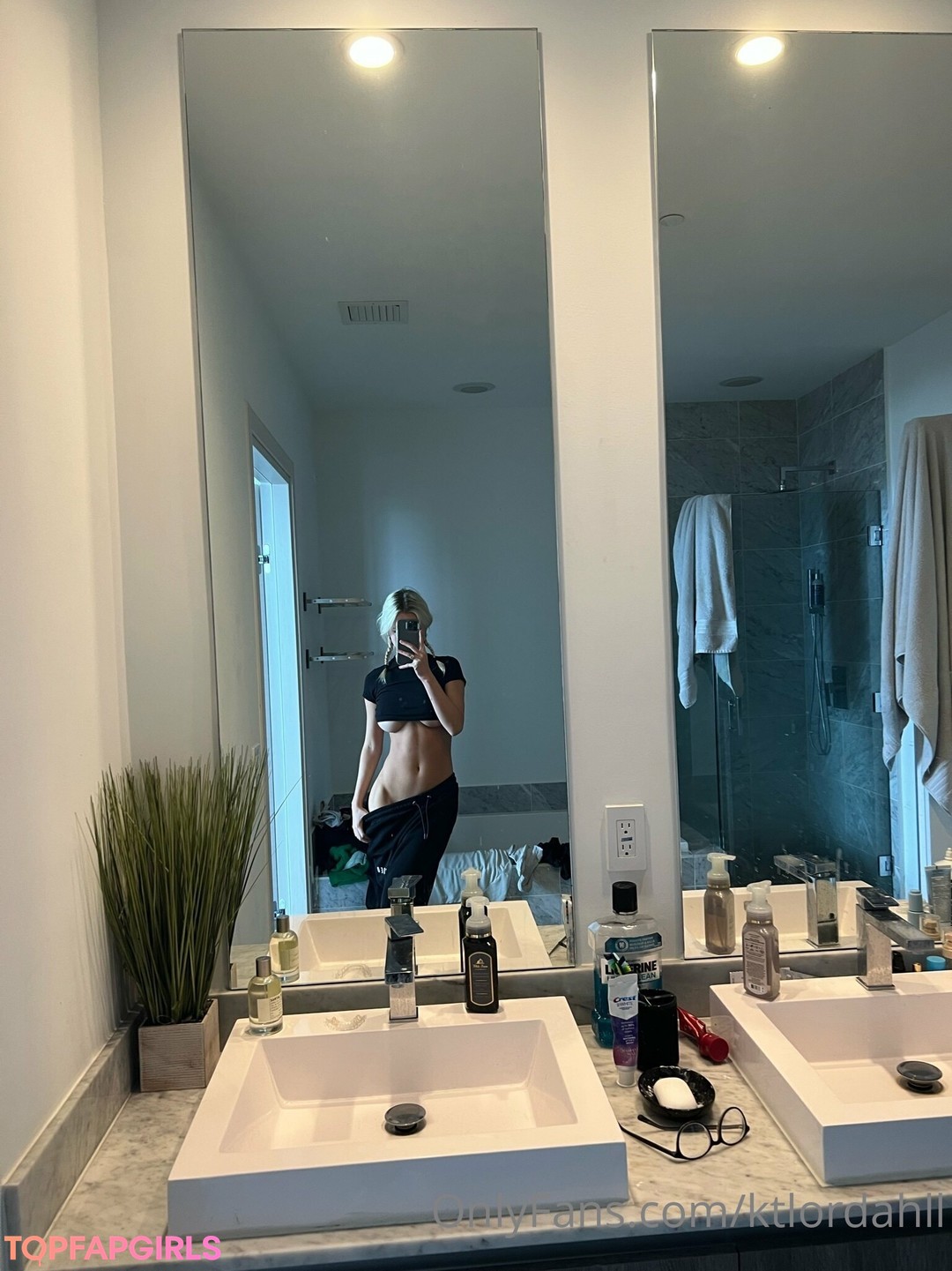 ass fucking onlyfans naked photos