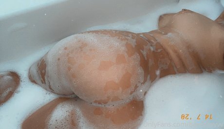 Vanessasbuttt star nudes images