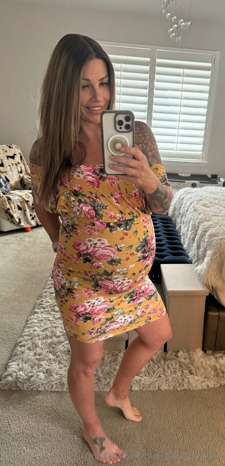 Piercedpussy Char xxx star photos