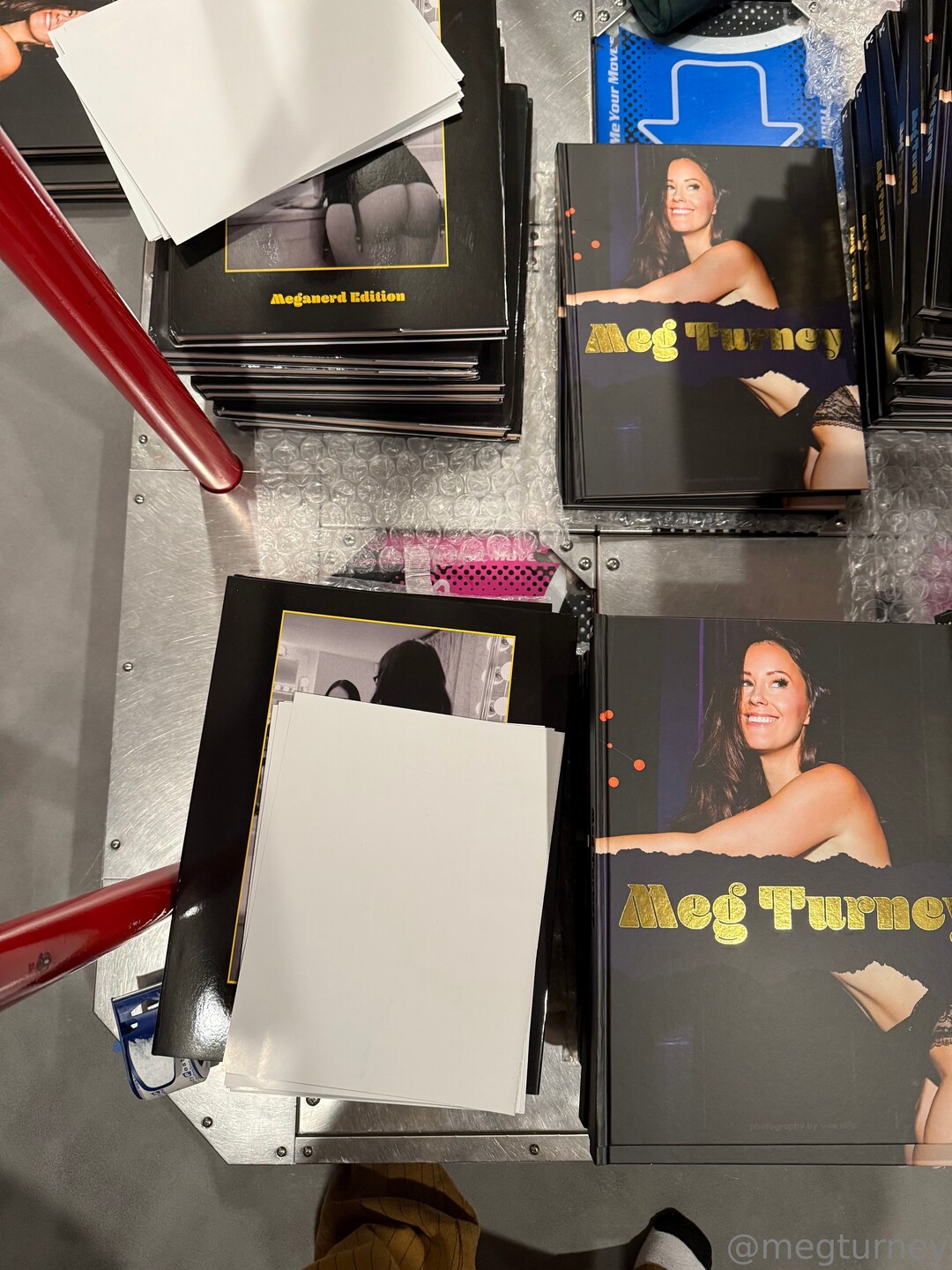 Megturney adult model pic