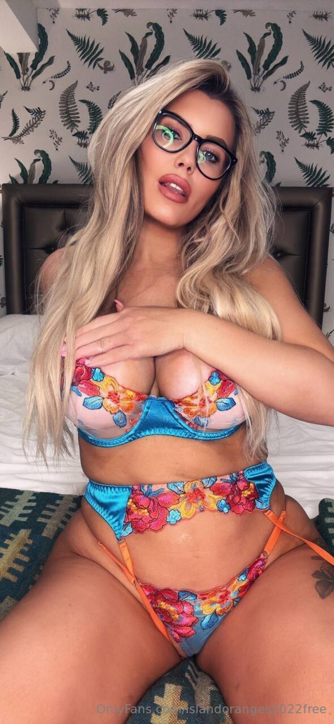 Islandoranges2022free erotic actress pics