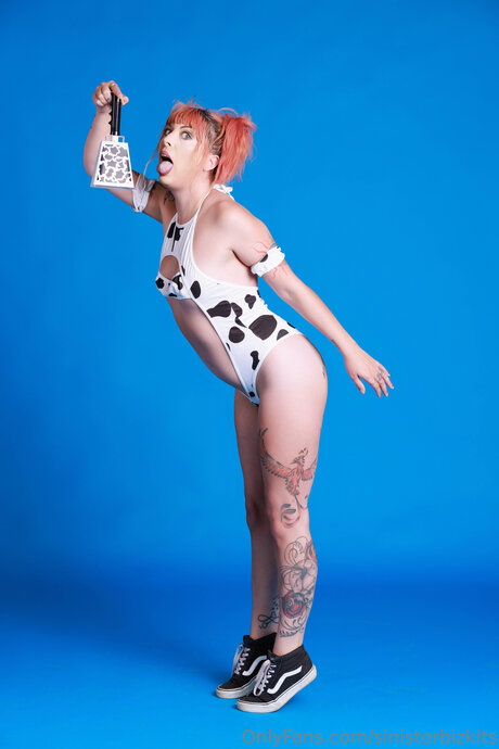 Sinisterbizkits model nude pics