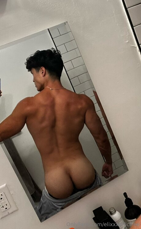 Elixxxofficfree nude star pictures