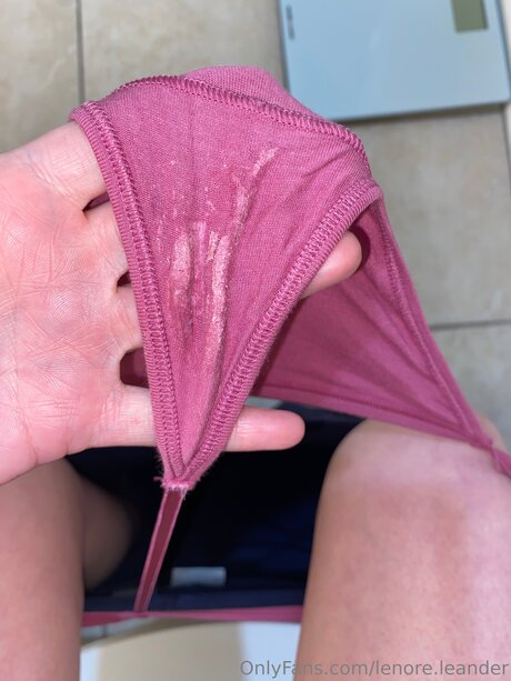 Lenore Leander xxx model archive