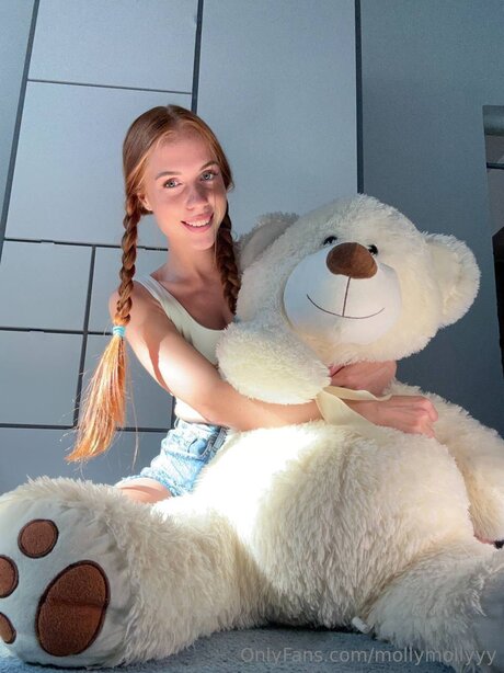 Hollymollyxo pornstar hd img