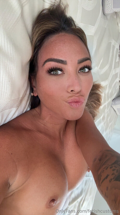 Fetishcustoms nude model pics