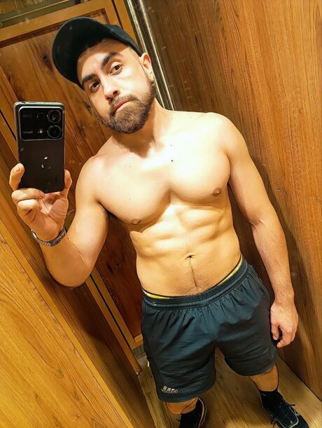 Freeboygym pretty model img