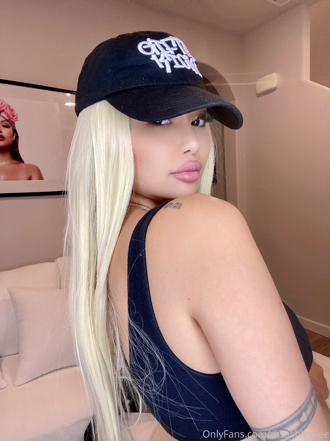 Travee star beautiful photos