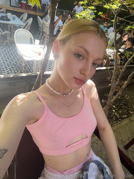 asian teen feet onlyfans beautiful image