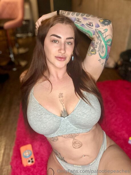 Patootiepeaches nude pornstar archive