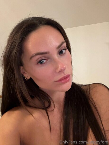 Poppyford sex model photo