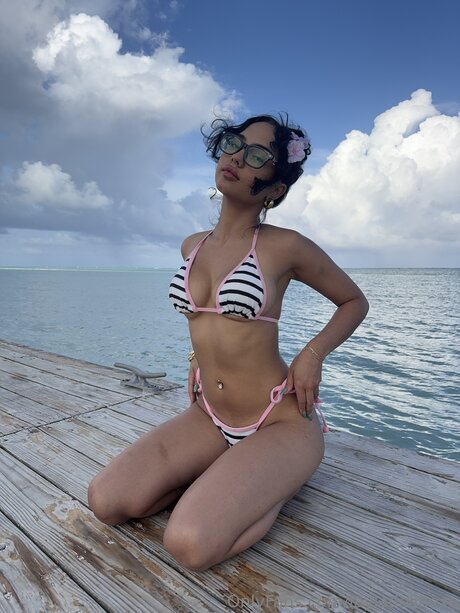 Layladelinexo model pornographic photo