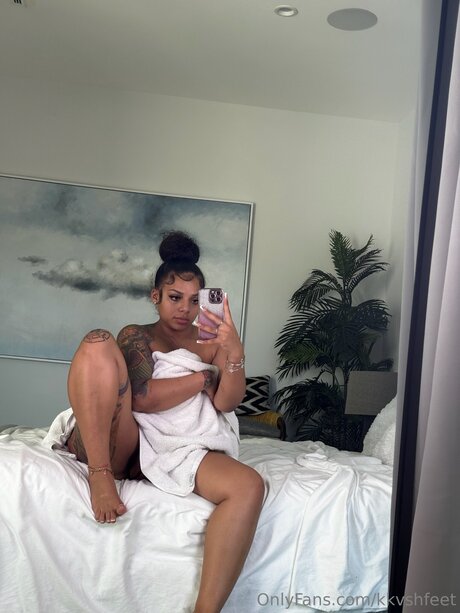 Kkvshfeet star beautiful image