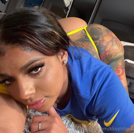 Kkvshfeet perfect pornstar pictures