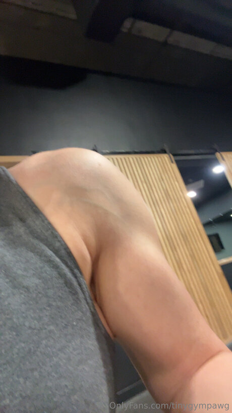 Tinygympawg pornstar beautiful pic