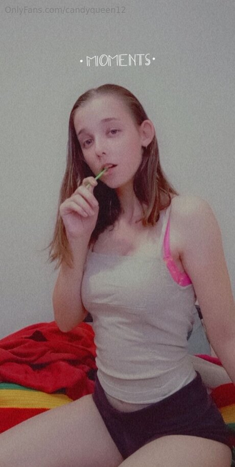 Candyqueen12 model sex pic