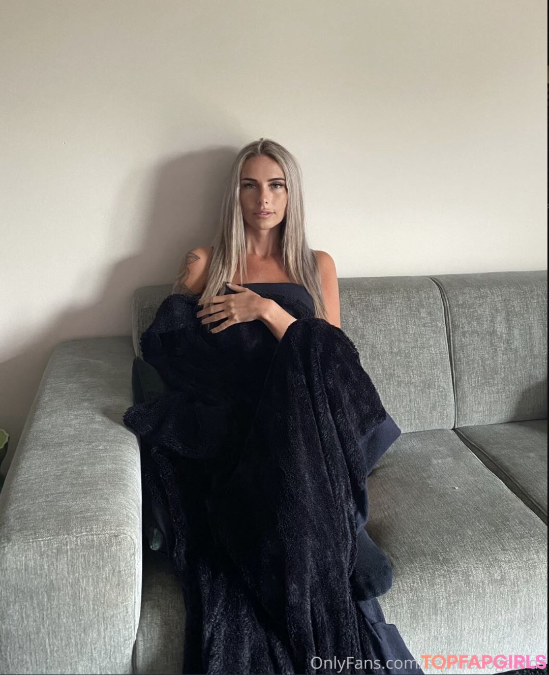 Sebine Bogaards nudes model pictures