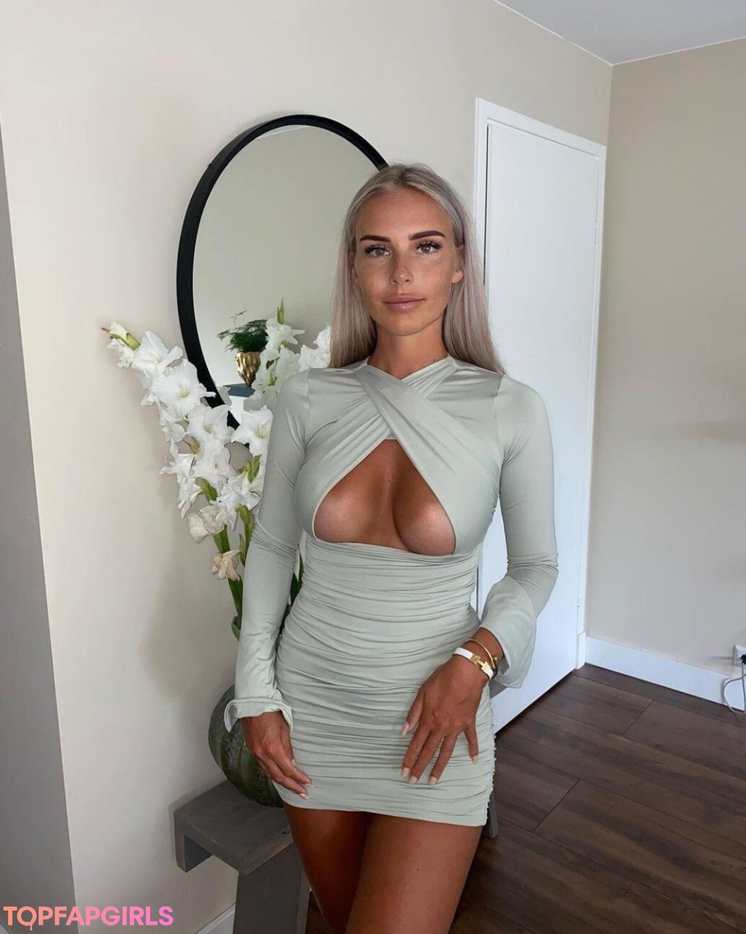 Sebine Bogaards nude star image