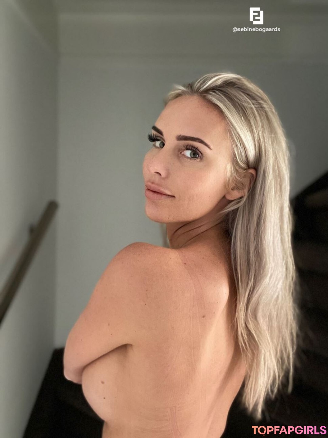 blowjob teen onlyfans beautiful picture
