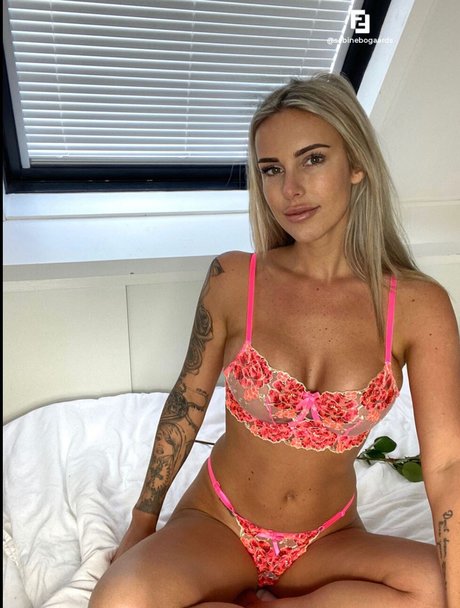 black femboy onlyfans hot pictures