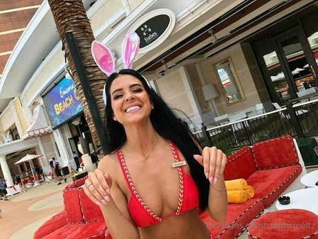 Stephanie Smeltz pretty star picture