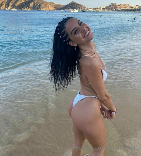 Stephanie Smeltz model pornographic picture