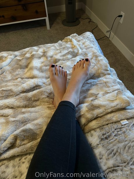 Valerie White_ nude model img