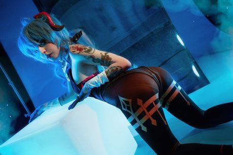 blonde midget onlyfans beautiful pics