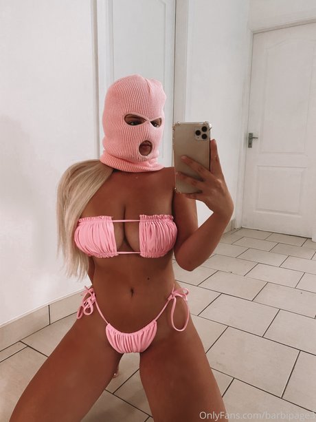 curvy lesbian onlyfans hot naked galleries