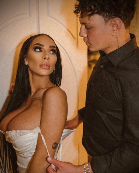 Claudia Rose star erotic img