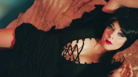 Shannnwow erotic actress images