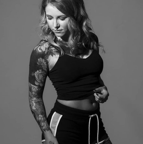 Miss felixity beautiful star pics