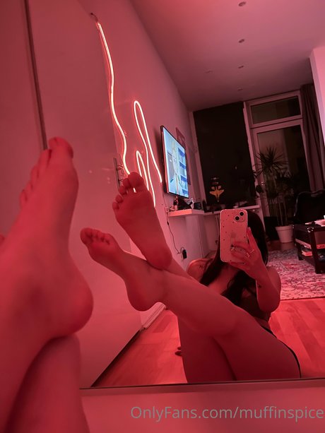 Muffinspice exclusive actress galleries