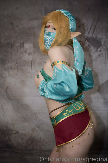 Sleeping Queen Regina xxx pornstar image