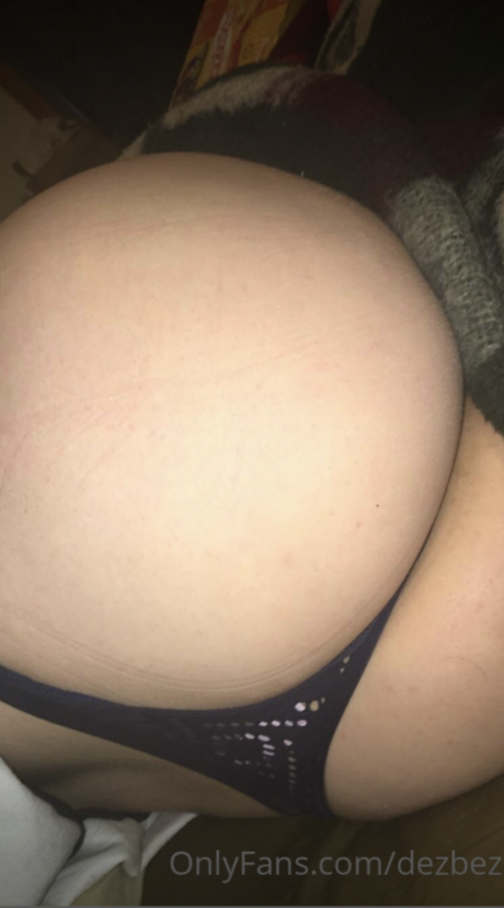 Dezbez star pornographic image