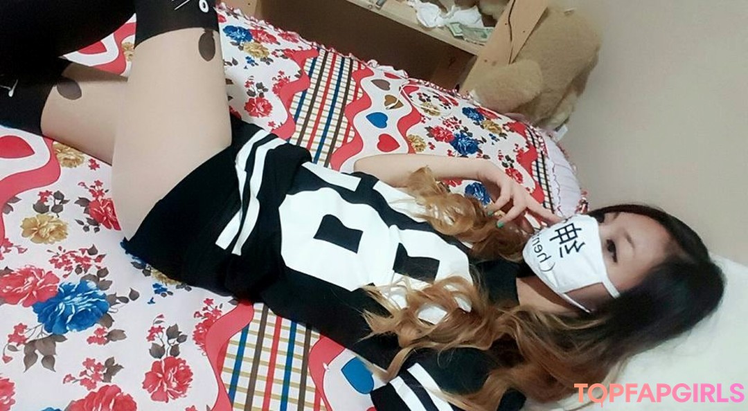 Nancy Tran star erotic pics