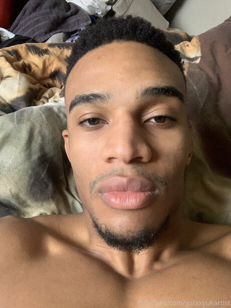 Akonnewanliss pretty pornstar pic