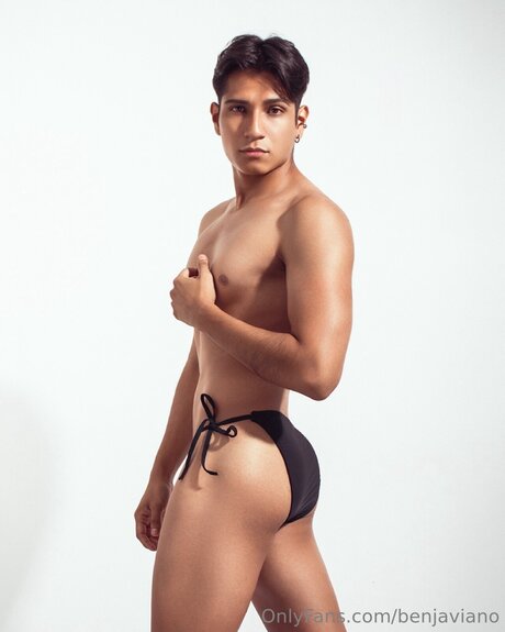 lesbian strapon onlyfans sex picture