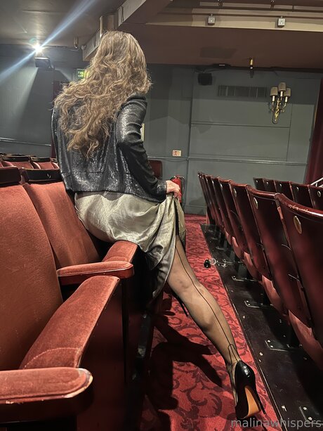 Malinawhispers model naked archive