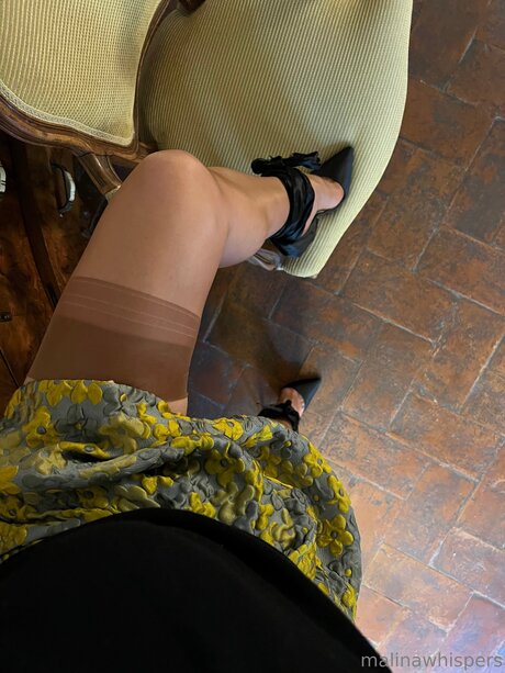 Malinawhispers top profile image