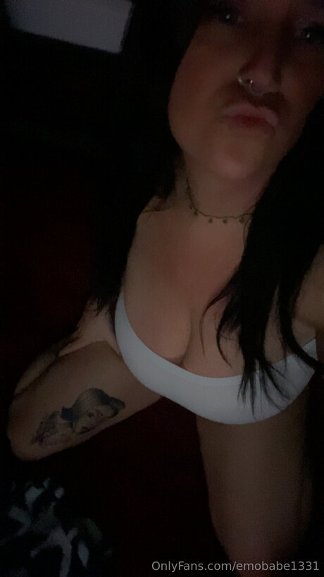 Emobabe1331 hot actress pic