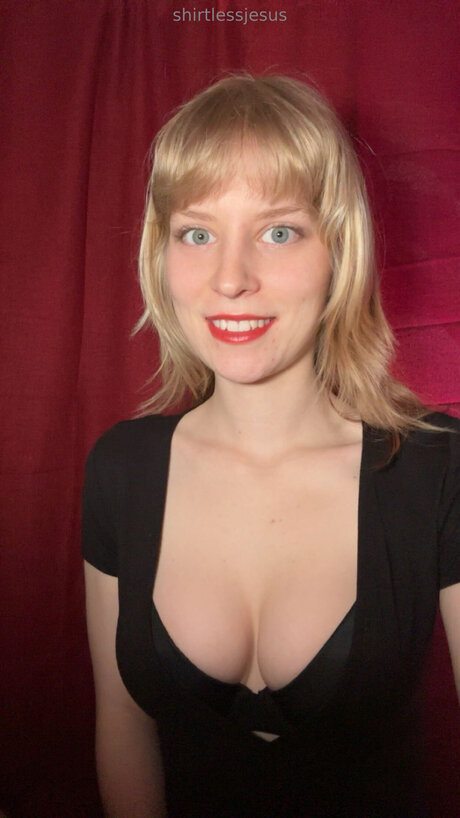 Wootsiefootsie free actress galleries