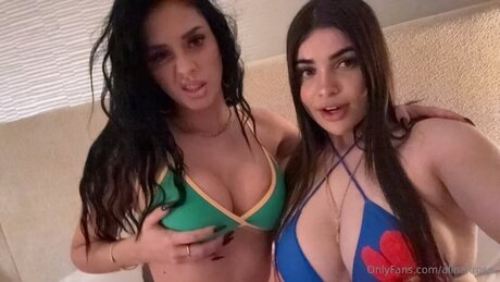 Alinaxrose hd pornstar img