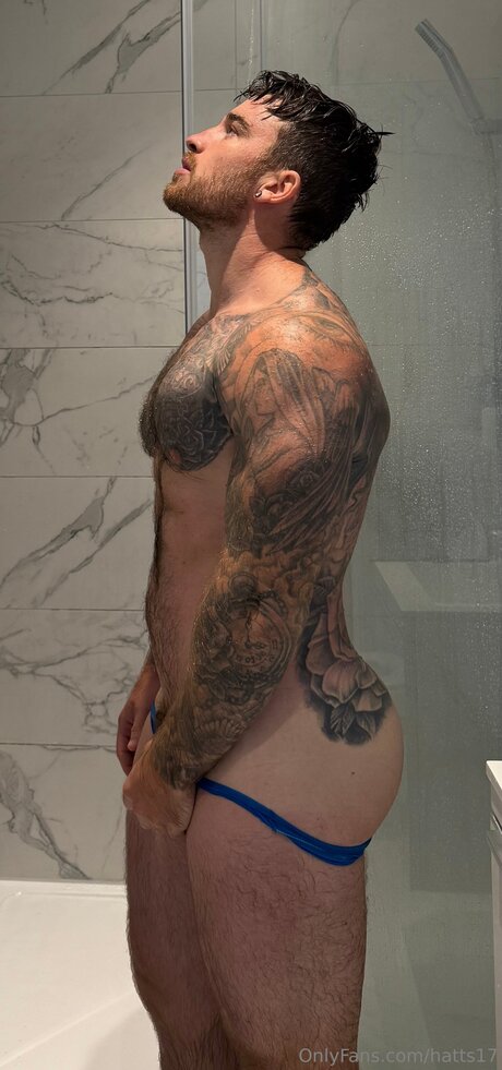 Hatts17 model adult pictures