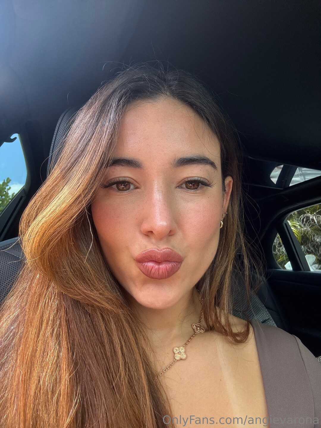 Angievarona porn actress archive