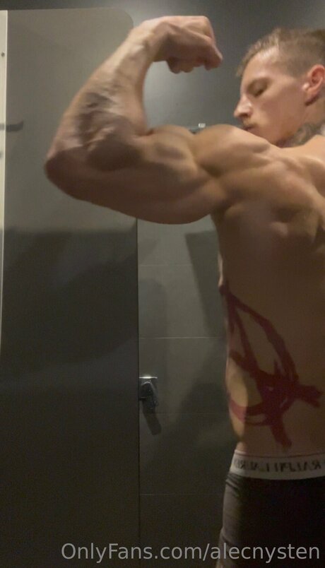 Alecnysten model nudes pics