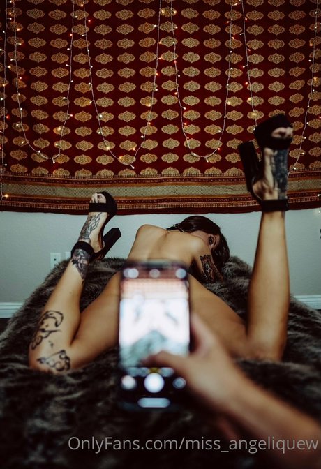 dripping pussy onlyfans beautiful images