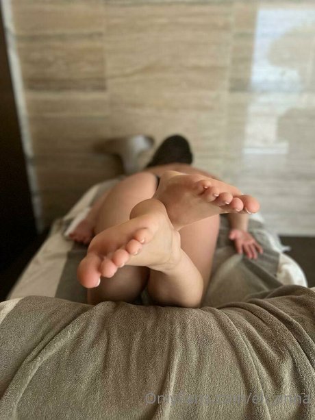 True Elianna beautiful star picture